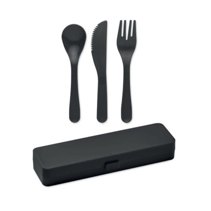 set pribora za jelo